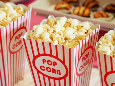 Popcorn-movie-party-entertainment