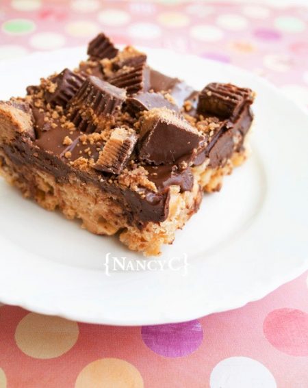 Chocolate-Peanut-Butter-Cup-Crispy-Treats