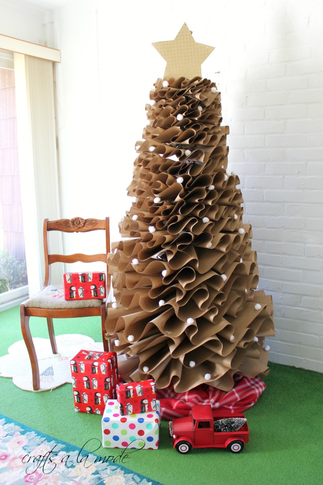brown-paper-Christmas-tree