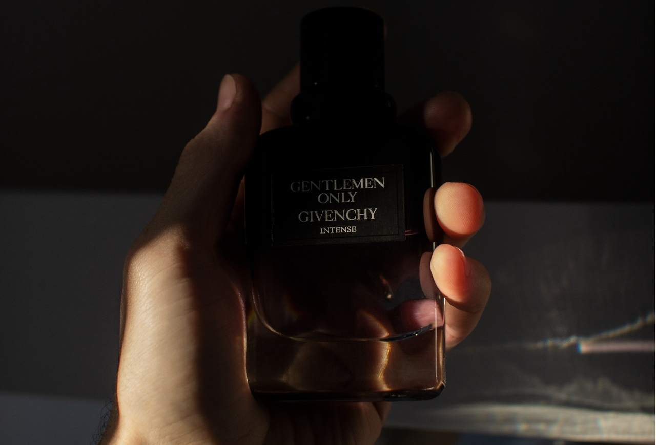 A-luxurious-fragrance-to-help-him-smell-divine.