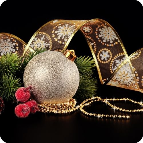 Add-Garlands-For-Christmas
