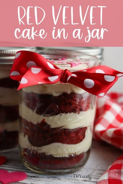 Cake-in-a-Jar-Recipe-for-Valentines-Day