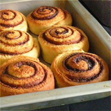  cinnamon-rolls-Trick-n-treat
